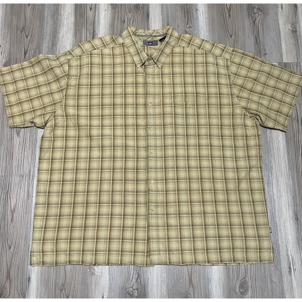 REI Shirt Mens 2XL Short Sleeve Button Up Brown/Tan Plaid Casual Outdoors